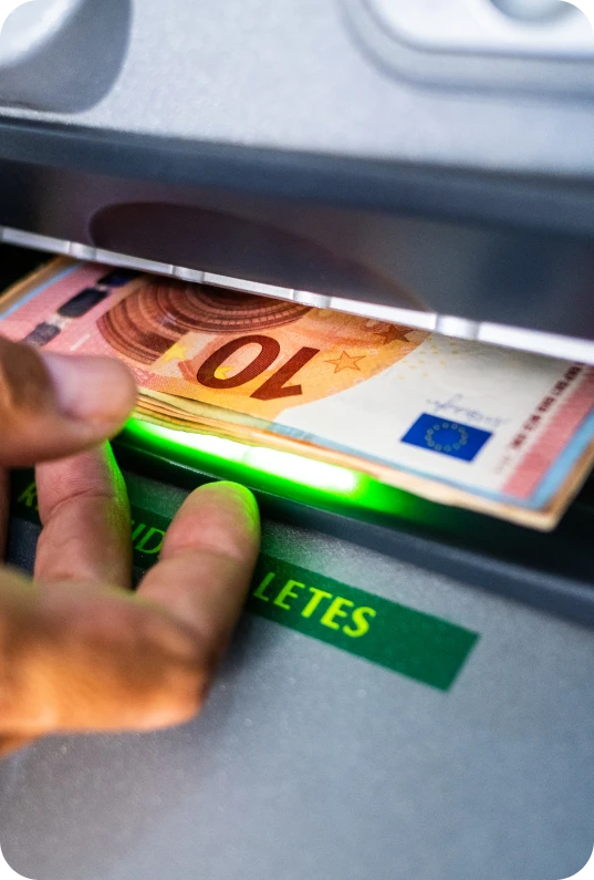 <h3>Make ATM Transactions Anywhere in the World</h3><p></p>